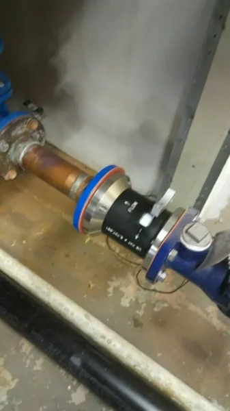 smart valve on a pipe